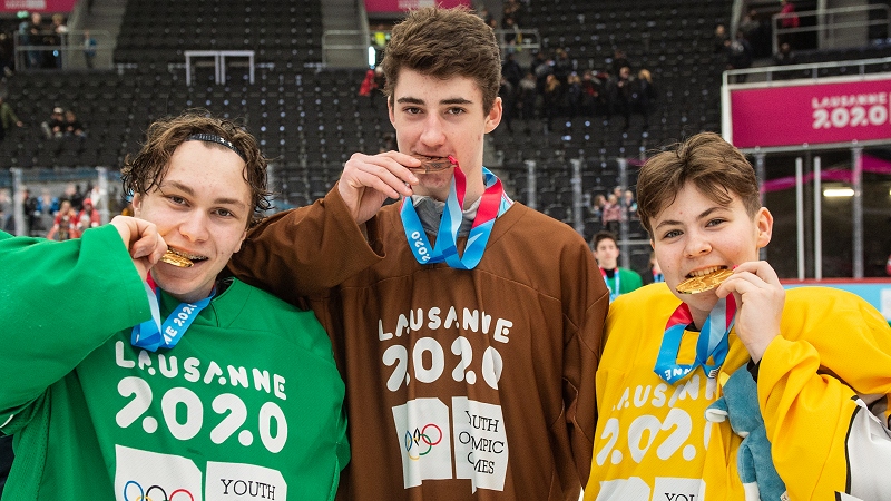 Mladí Češi a Češky už si olympijský hokej tři na tři nezahrají