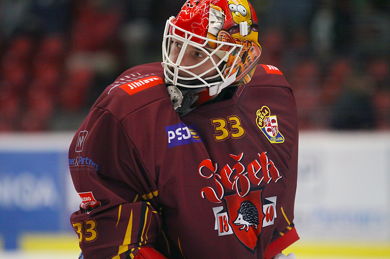David Rittich se na příští sezonu, ve které bude působit v organizaci Calgary Flames, připravuje s mateřskou Jihlavou. 