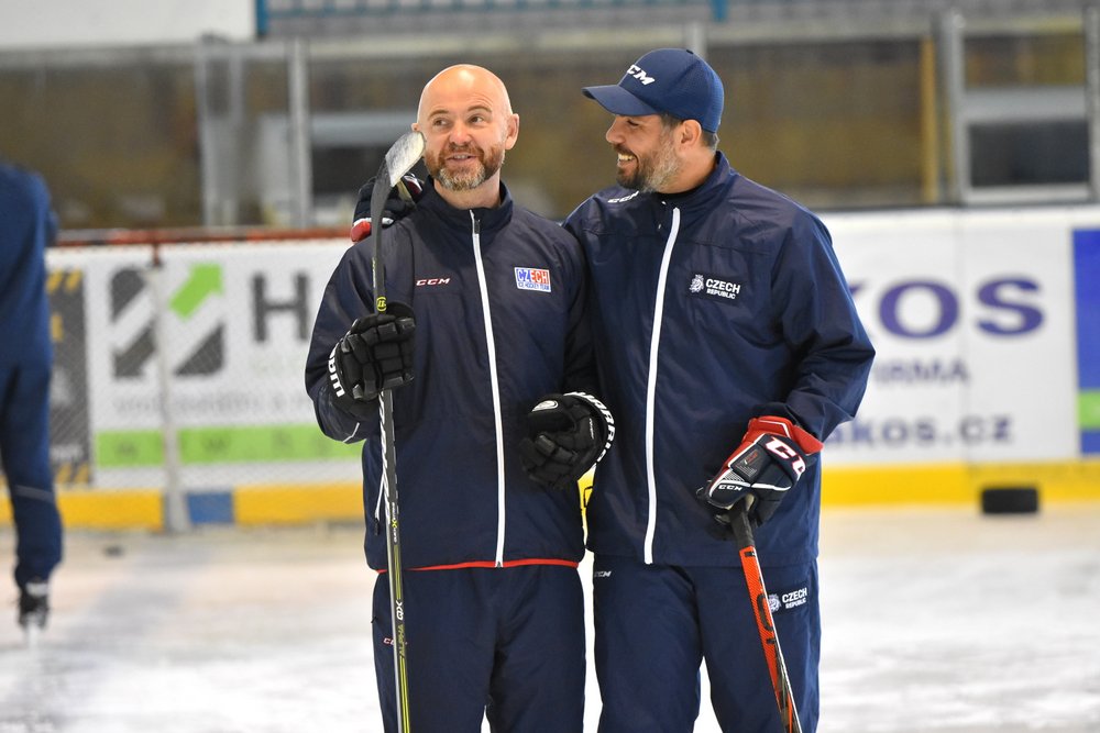 Made in Kladno. Radek Jirátko v družném hovoru s Jaroslavem Kamešem.