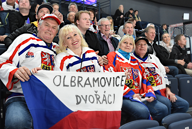 Fanoušci z Olbramovic a Oder provázející národní tým už 25 let