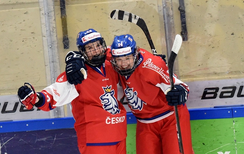 Tereza Pištěková (vlevo) a Tereza Plosová