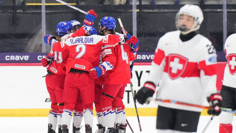 Česko – Švýcarsko 6:1. Hokejistky půjdou ve čtvrtfinále MS na Němky