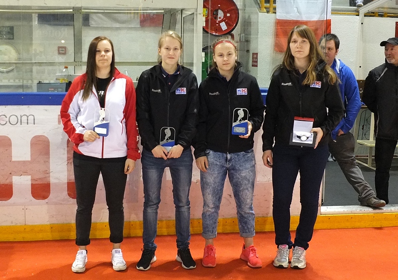 Nejlepší hráčky MS divize IA: Zleva Anna Meixnerová, Aneta Tejralová, Klára Peslarová a Alena Polenská
